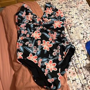 Old navy floral one piece